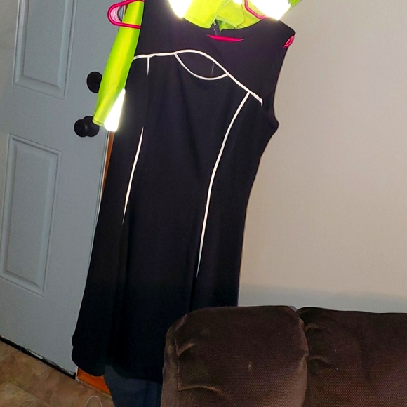 Dress - Picture 1 of 1